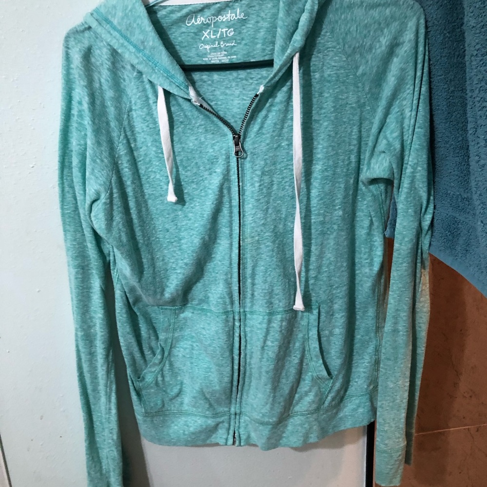 Sweaters - Picture 2 of 4